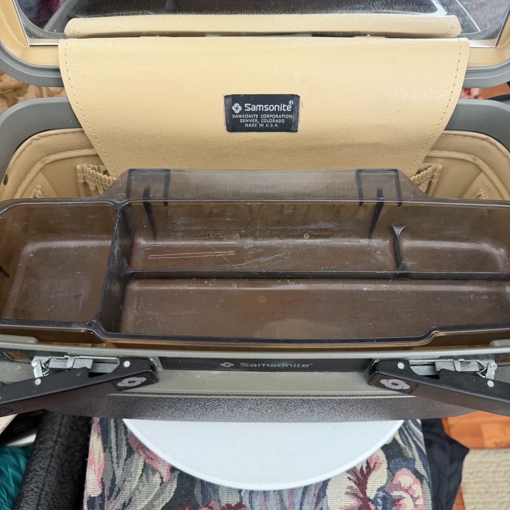 Samsonite Vintage Profile II Train Case Gray Luggage - Picture 5 of 9